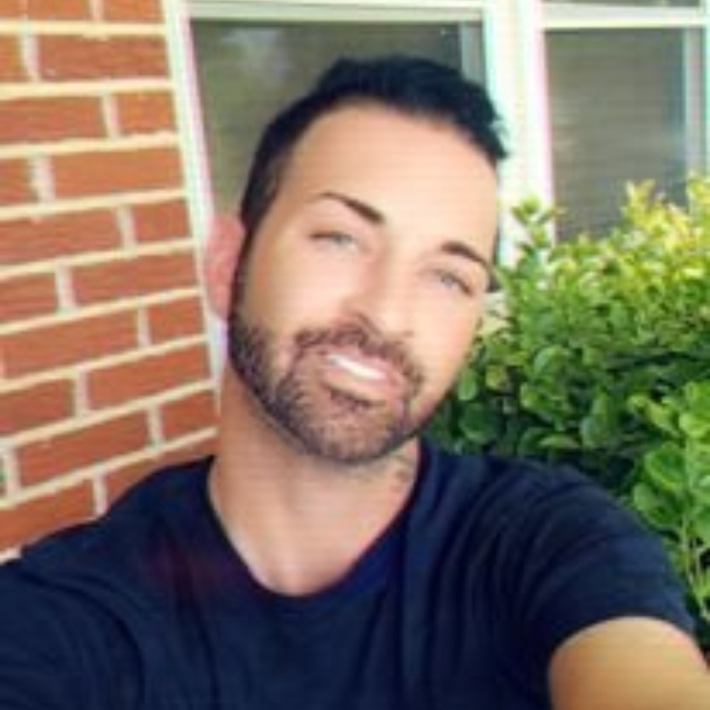 Meet your Posher, Daniel